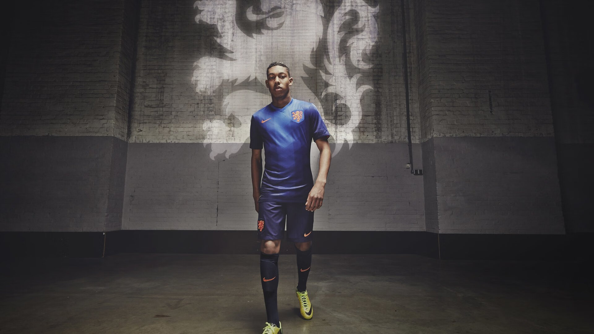 开云体育移动版-团队协作：完美融合的战术让球队战无不胜，团队协作怎么说