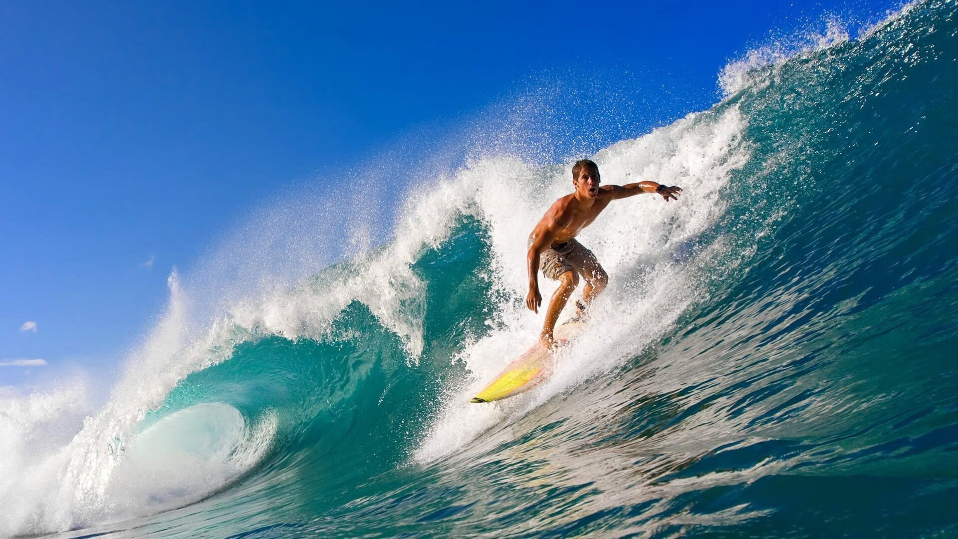 多人障碍跑挑战，锻炼体力与反应能力，障碍跑要领